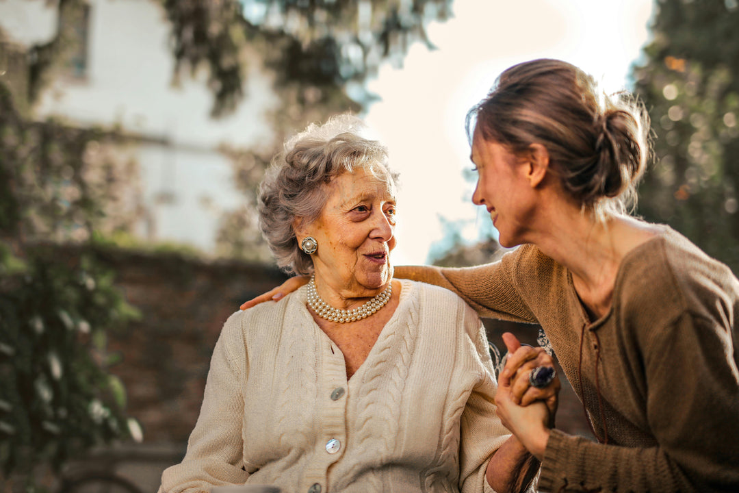 Top 5 Necklace Gifts for Grandma with Beautiful Love Notes