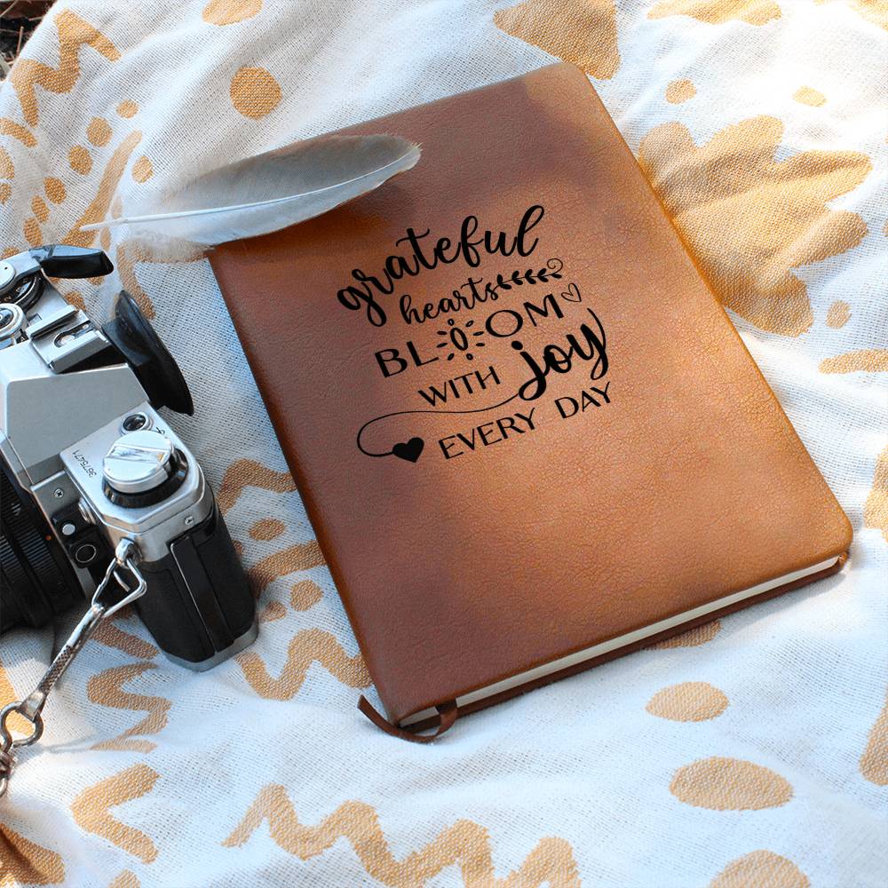 Leather Journal – Grateful Hearts Bloom with Joy
