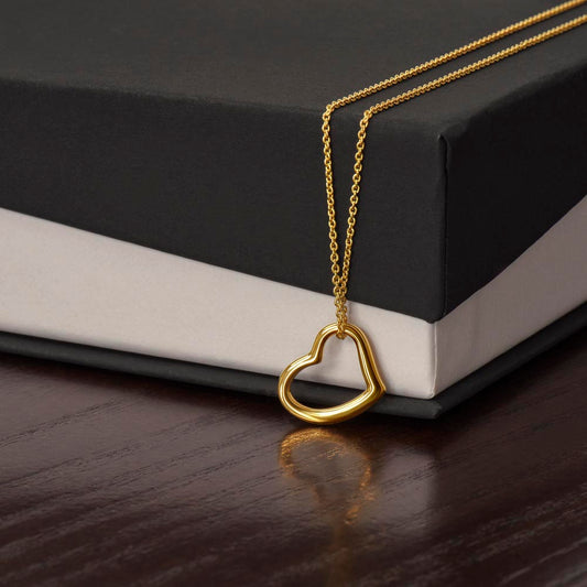 Minimalist Gold Heart Necklace – Elegant Jewelry for Women