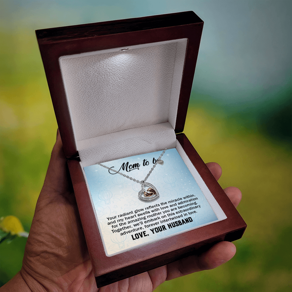 Mom-to-Be Keepsake – A Loving Gift from Husband