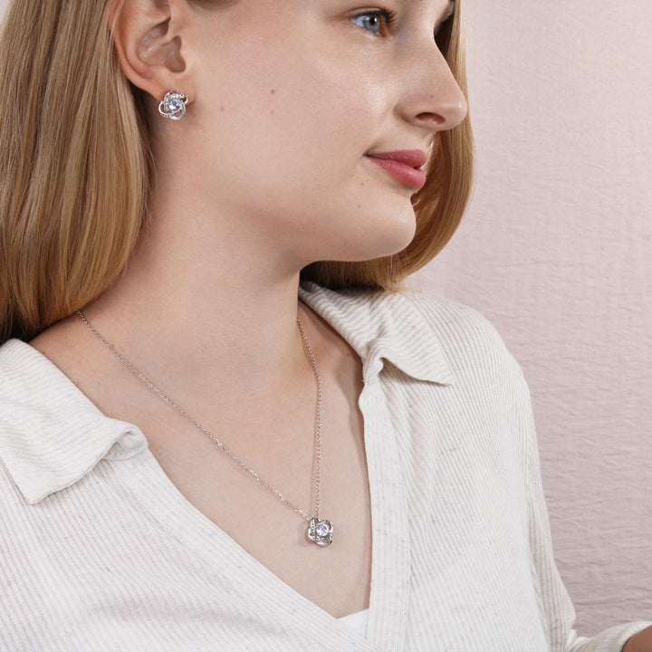 Darling Daughter Knot Necklace from Mom