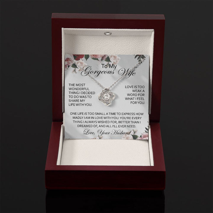 Romantic Necklace Gift for Gorgeous Wife