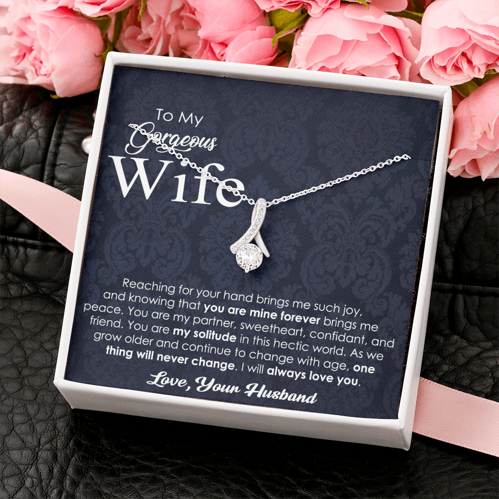 Gorgeous Wife Necklace Gift